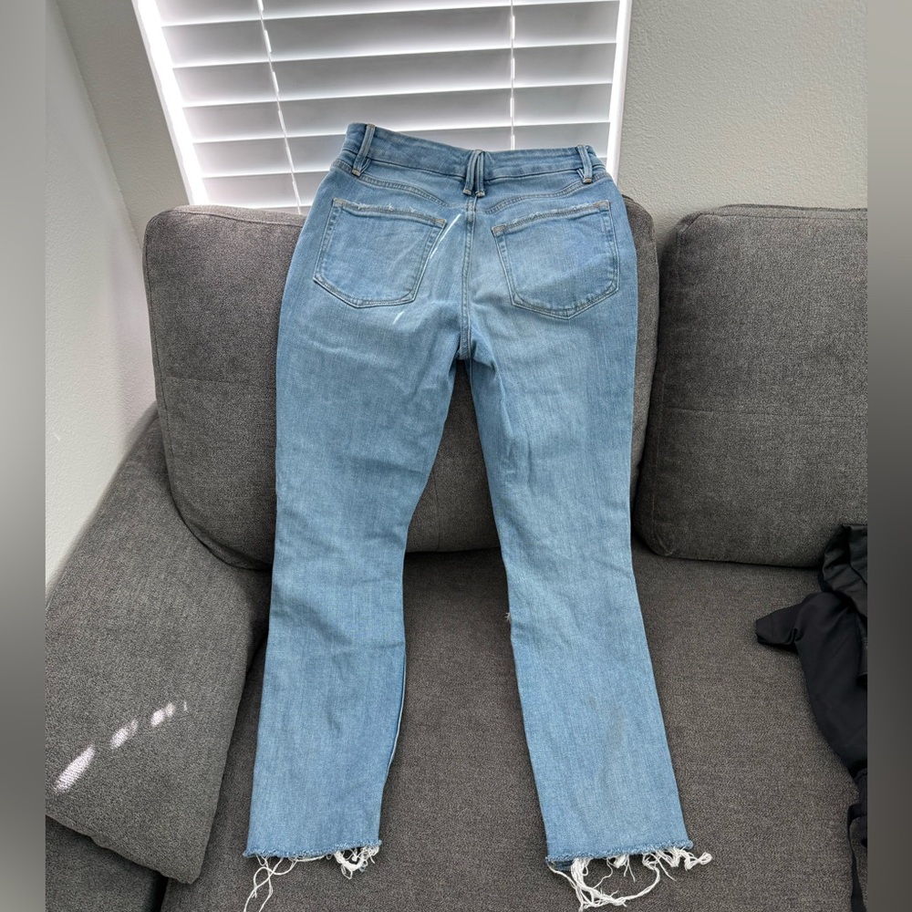 Good American Light Blue Distressed Jeans